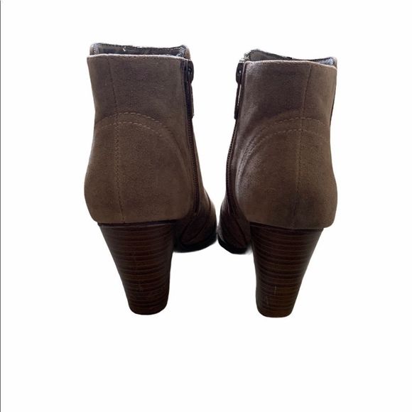 brown ankle booties - Picture 4 of 6